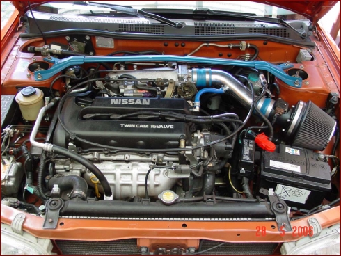 Nissan Primera (P11) 2.0 GT - Fahrzeugbild 12 von 16