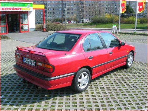 Nissan Primera (P10) 2.0 eGT - Fahrzeugbild 2 von 5