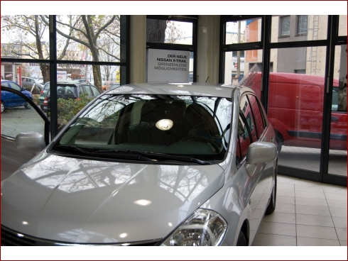 Premiere Nissan Tiida - Albumbild 4 von 8